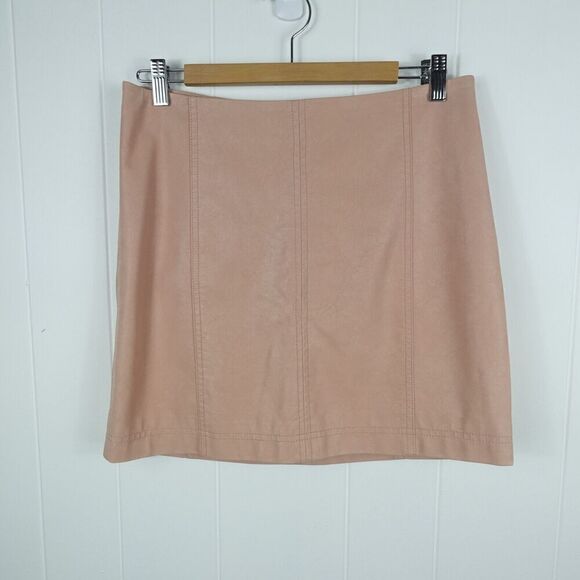 Free People Modern Femme Faux Leather Mini Skirt Size 10 - Picture 1 of 10